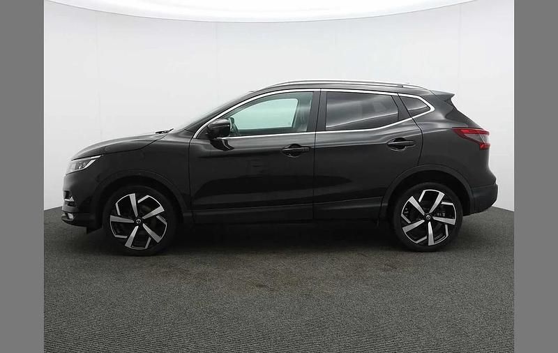 Used Nissan Qashqai Tekna 113 HP (83 kW) 2018 Black SUV