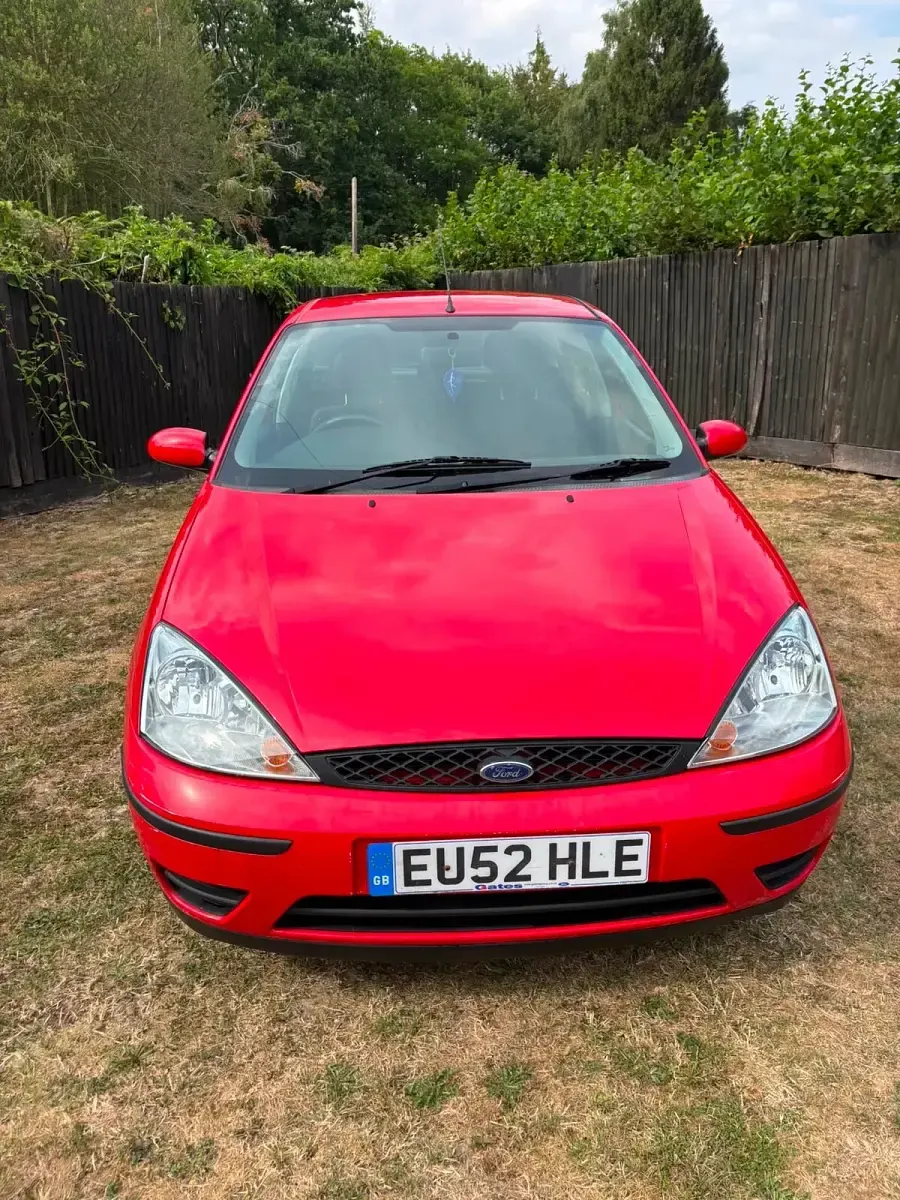 Used Ford Focus 2002 Red Hatchback