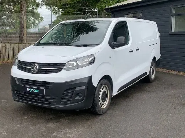 Używany Vauxhall Vivaro 100 KM (73 kW) 2023 Biały Minivan