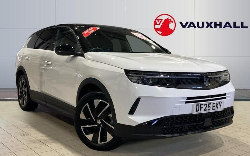 Used Vauxhall Grandland X Ultimate 136 HP (100 kW) 2025 White SUV