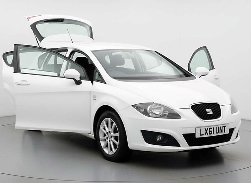 White Used 2011 Seat Leon Copa Hatchback | £1,995 - Image 1/4