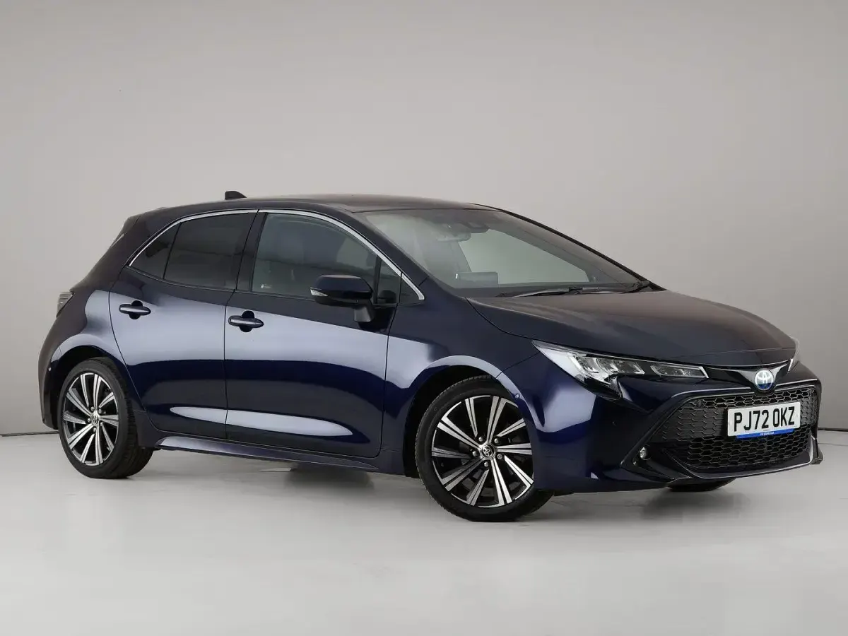 Used Toyota Corolla Design 122 HP (89 kW) 2022 Hatchback