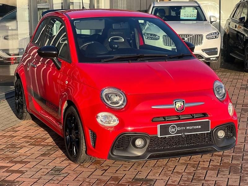 Begagnad Abarth 595 2018 Röd Halvkombi
