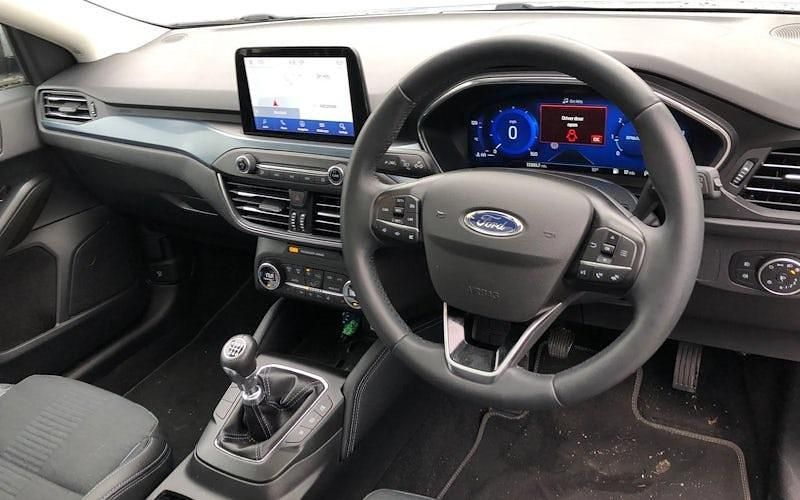Używany Ford Focus Active X 120 KM (88 kW) 2021 Srebrny Hatchback