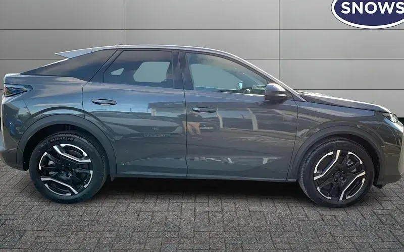 New Peugeot e-3008 Allure 156 kW (213 HP) 2025 Titane grey SUV