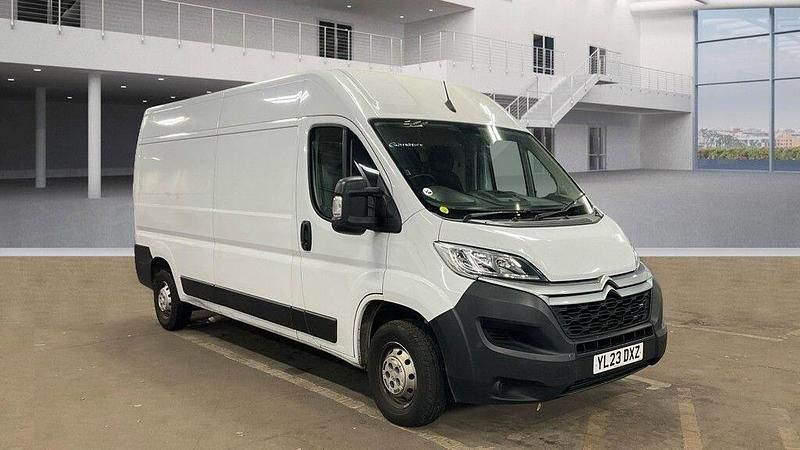 White Used 2023 Citroën Relay Van | £12,490 (Fair price) - Image 1/4