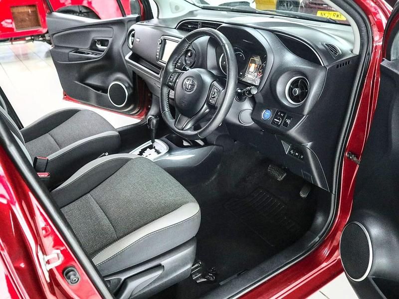 Used Toyota Yaris Hybrid 2020 Red Hatchback