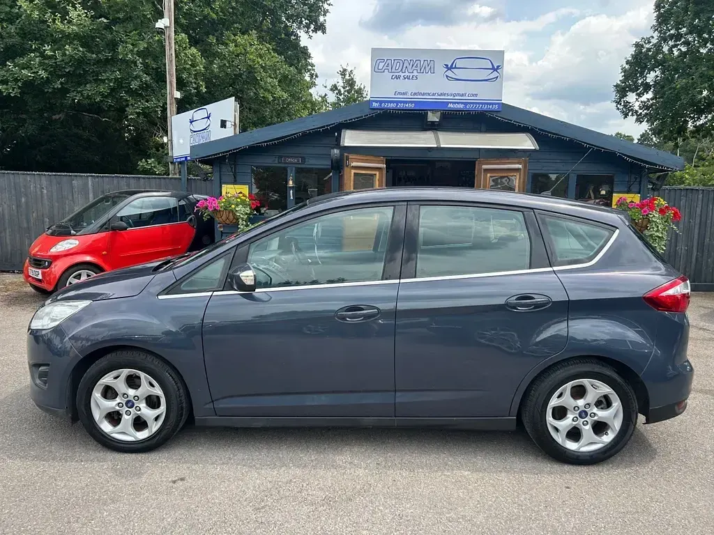 Used Ford C-MAX Zetec 115 HP (84 kW) 2014 Blue MPV