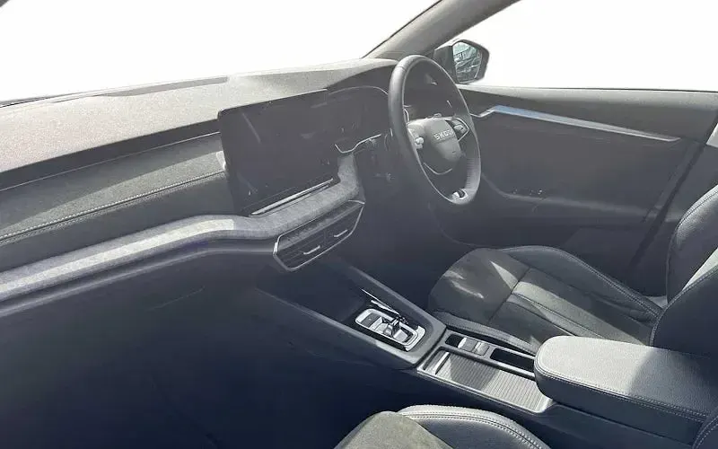 Usado Skoda Octavia SE L 150 CV (110 kW) 2025 Gris Familiar