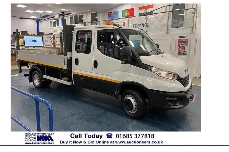 White Used 2020 Iveco Daily | £12,700 (Fair price) - Image 1/4