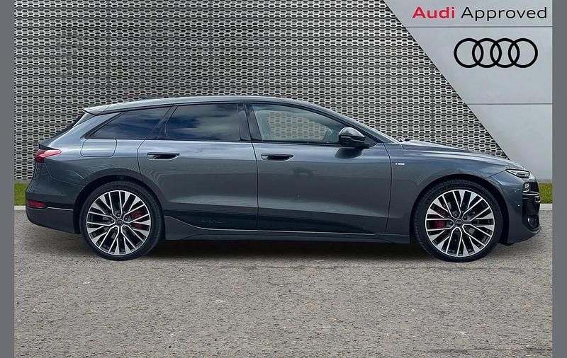 Used Audi e-tron Comfort 314 kW (428 HP) 2025 Grey SUV