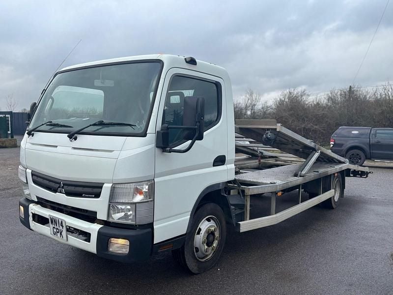 White Used 2014 Mitsubishi Canter | £10,595 (Expensive) - Image 1/4