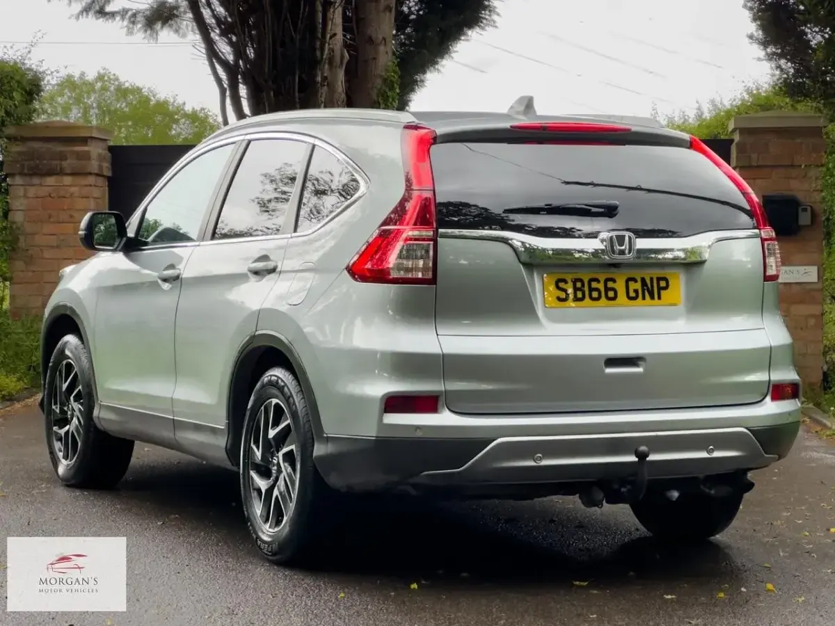 Used Honda CR-V SE Plus 157 HP (115 kW) 2016 Silver SUV