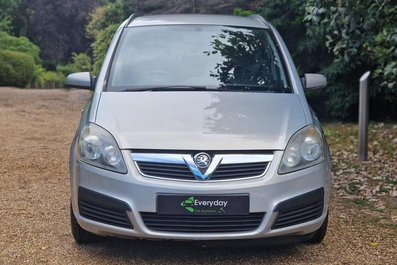 Beige Used 2007 Vauxhall Zafira MPV | £999 (Super price) - Image 1/1