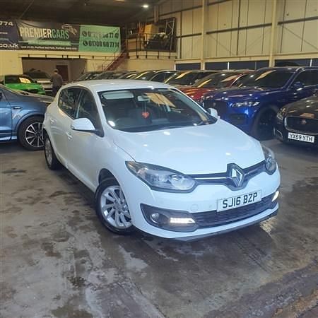 White Used 2016 Renault Mégane IV Dynamique Hatchback | £6,995 (Super price) - Image 1/4