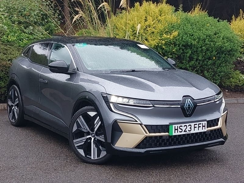 Grey/black Used 2023 Renault Mégane Evolution Hatchback | £21,998 (Fair price) - Image 1/4
