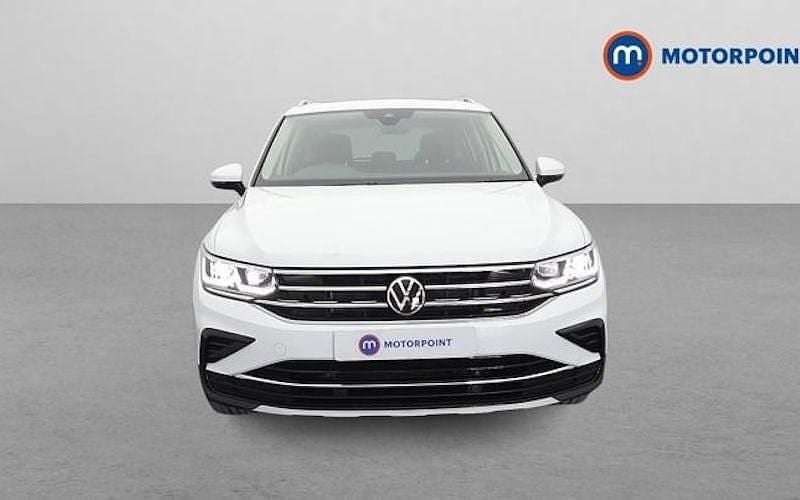 Used VW Tiguan Elegance 150 HP (110 kW) 2023 White SUV