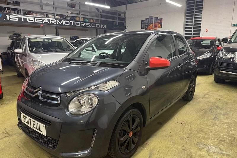 Usado Citroën C1 Furio 82 HP (60 kW) 2017 Cinzento Citadino
