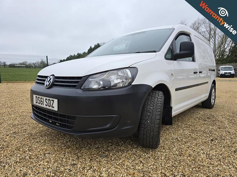 Used VW Caddy Maxi 102 HP (75 kW) 2012 White MPV