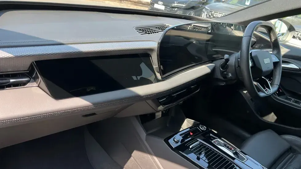 Used Audi A6 e-tron S-Line 269 kW (367 HP) 2025 Grey Estate