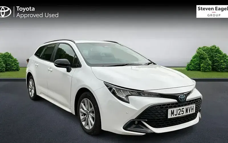 Used Toyota Corolla 140 HP (102 kW) 2026 Estate