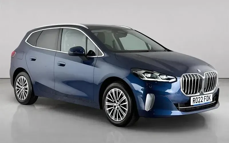 Used BMW 223 Active Tourer Luxury Line 204 HP (150 kW) 2022 MPV