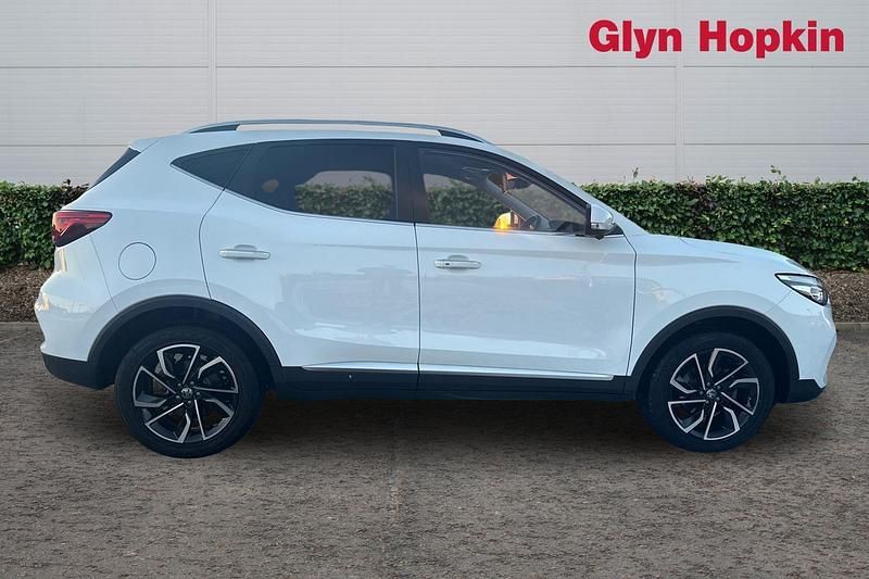 Used MG ZS Exclusive 2023 White Hatchback