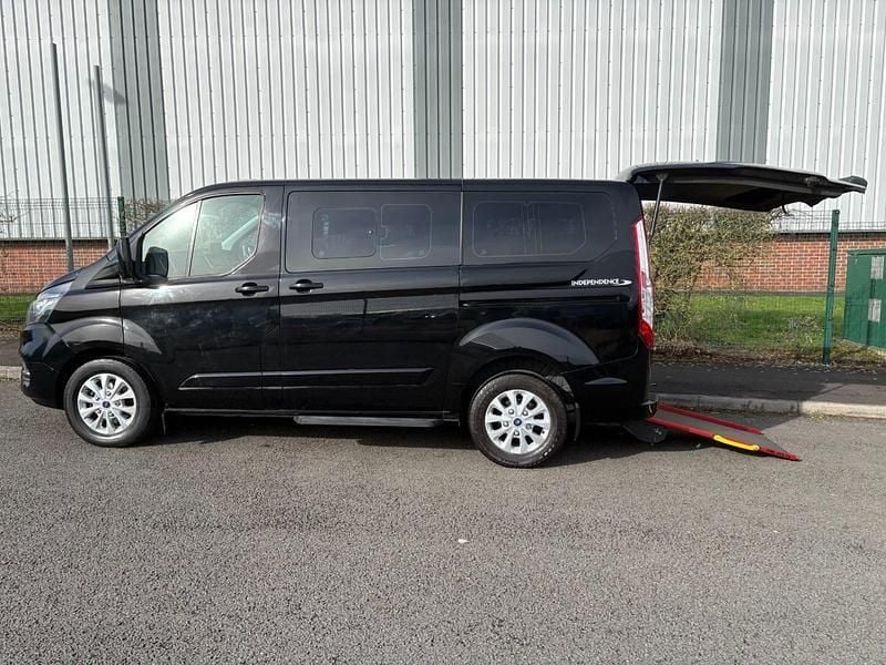 Black Used 2019 Ford Transit Custom Titanium MPV | £18,940 (Fair price) - Image 1/2