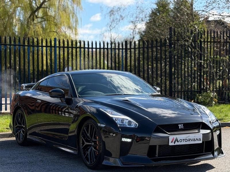 Used Nissan GT-R Recaro 570 HP (419 kW) 2018 Black Coupe