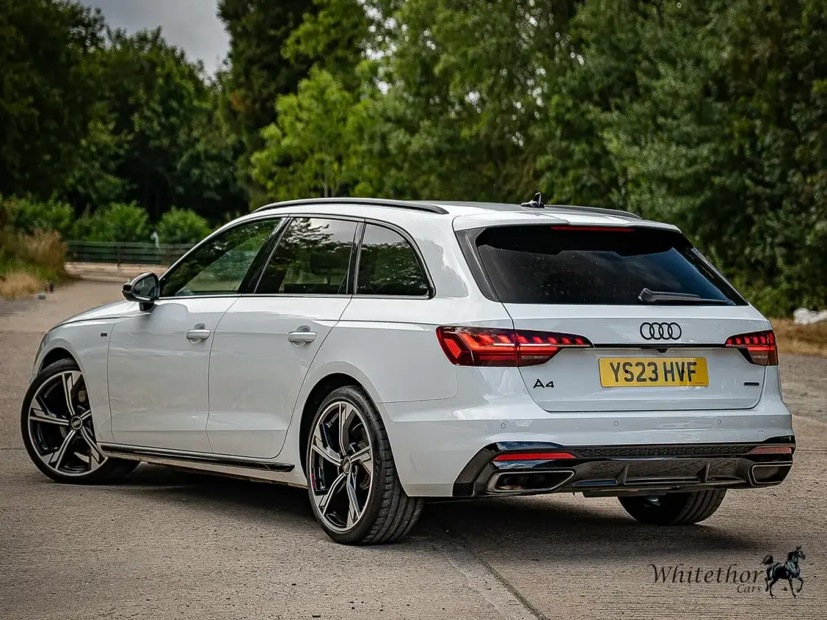 Used Audi A4 Black Edition 190 HP (139 kW) 2023 White Estate