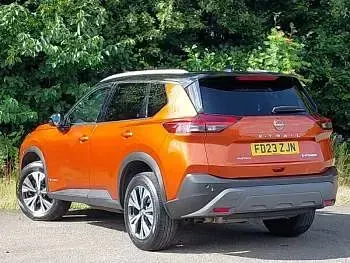 Used Nissan X-Trail N-Connecta 213 HP (156 kW) 2023 Orange SUV