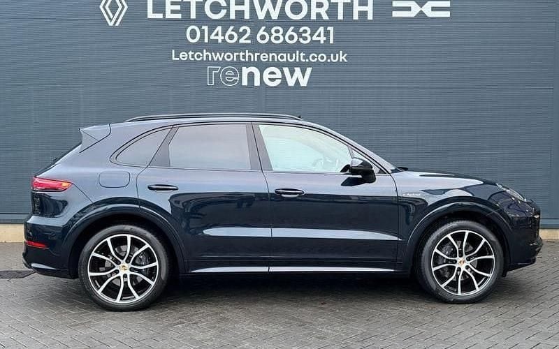 Used Porsche Cayenne 462 HP (339 kW) 2022 SUV