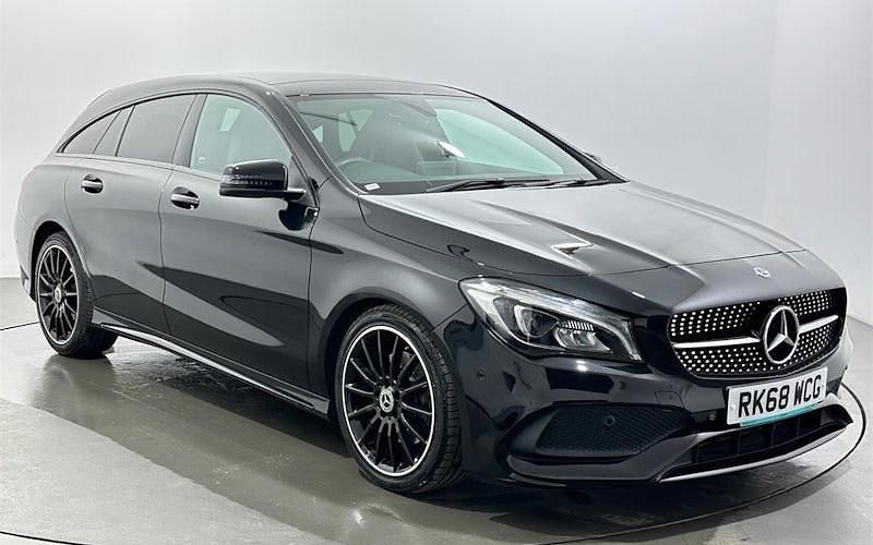 Used Mercedes CLA220 Shooting Brake AMG line 184 HP (135 kW) 2018 Black Estate