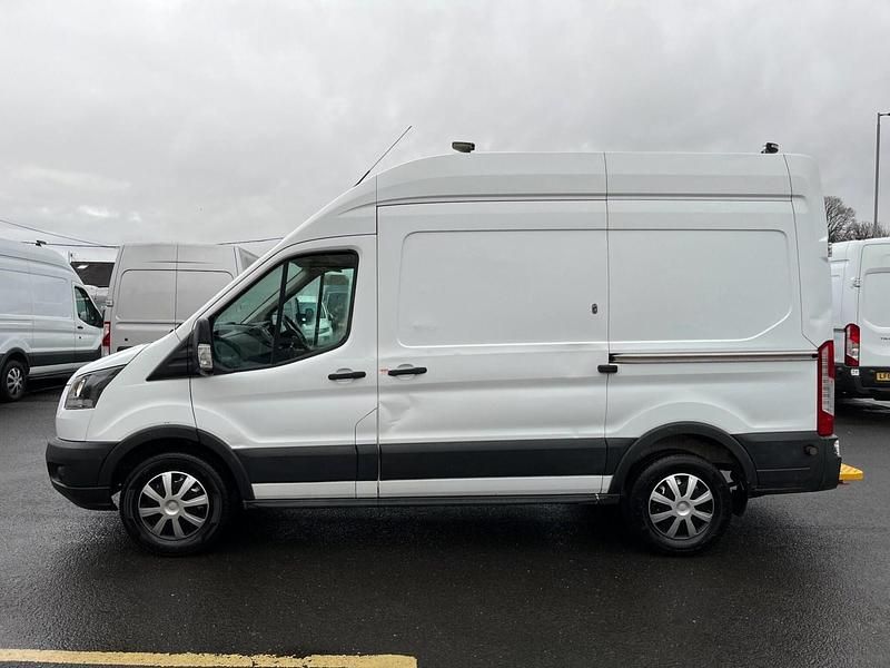 Used Ford Transit 130 HP (95 kW) 2018 White Van