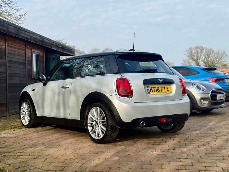 Used Mini Cooper D Hatch 2018 Silver Hatchback