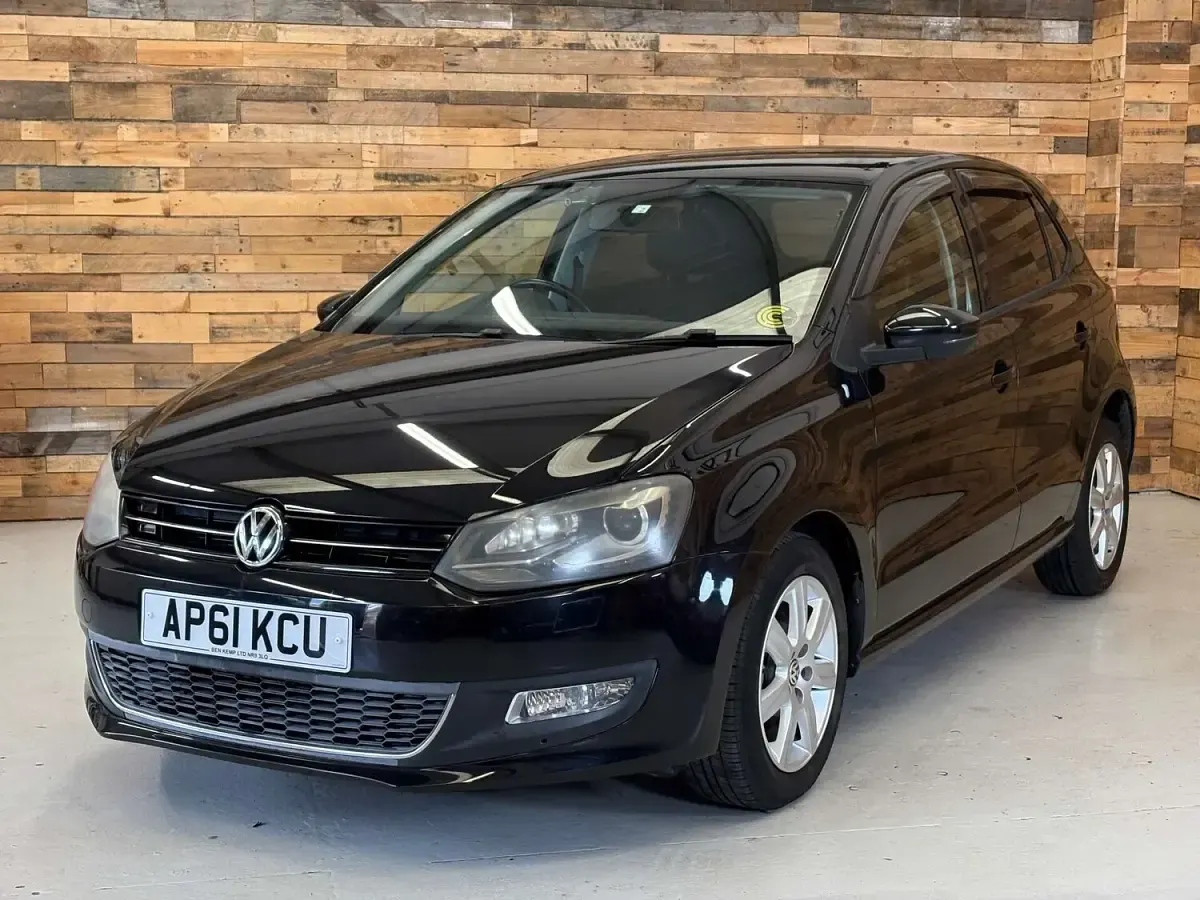Used VW Polo SE 90 HP (66 kW) 2012 Black Hatchback
