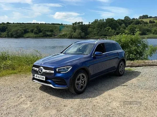 Used Mercedes GLC220 AMG line 194 HP (142 kW) 2021 Blue SUV