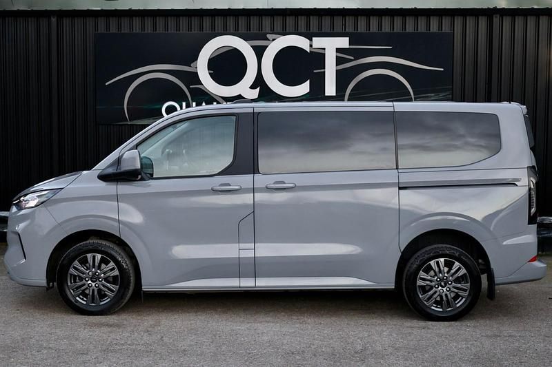 Used Ford Tourneo Titanium 170 HP (125 kW) 2026 Grey MPV