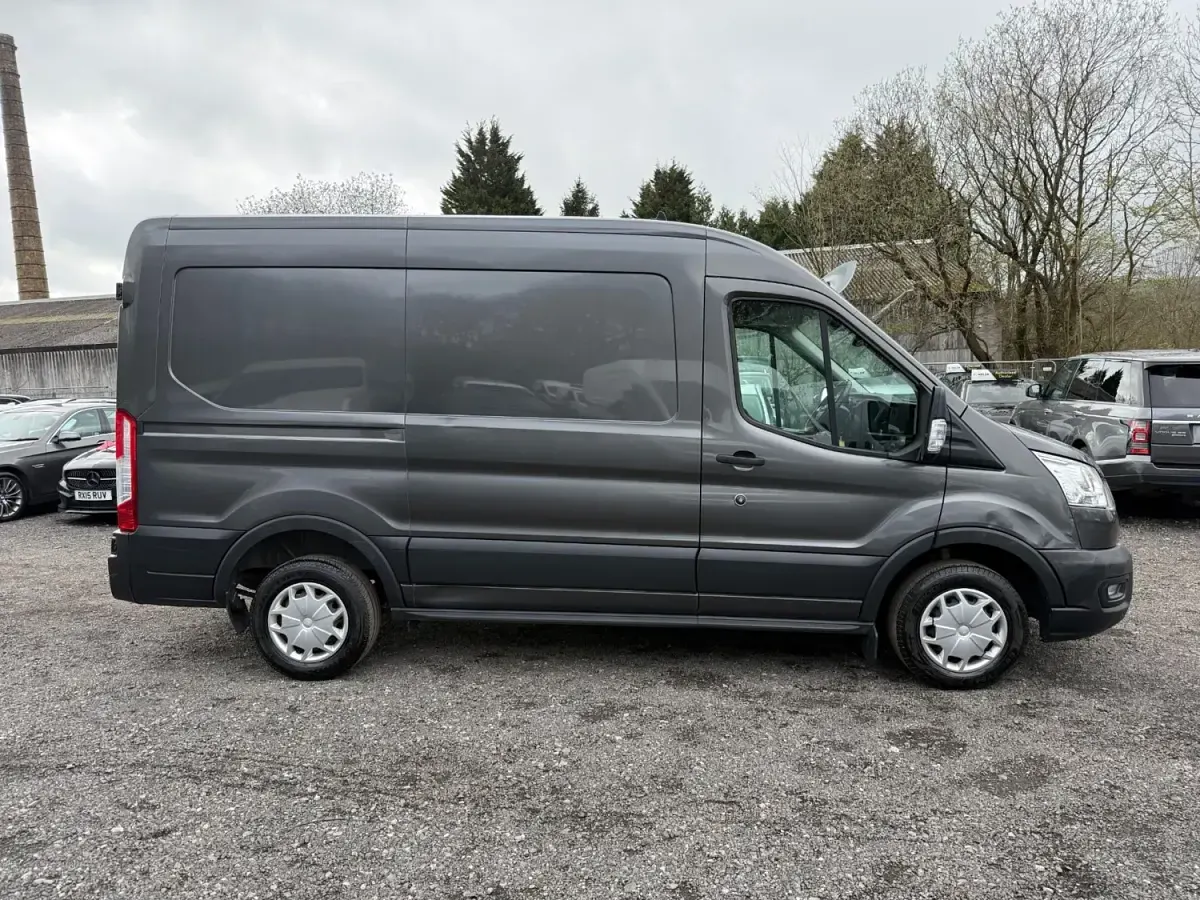 Second-hand Ford Transit Trend 130 CP (95 kW) 2020 Gri Van