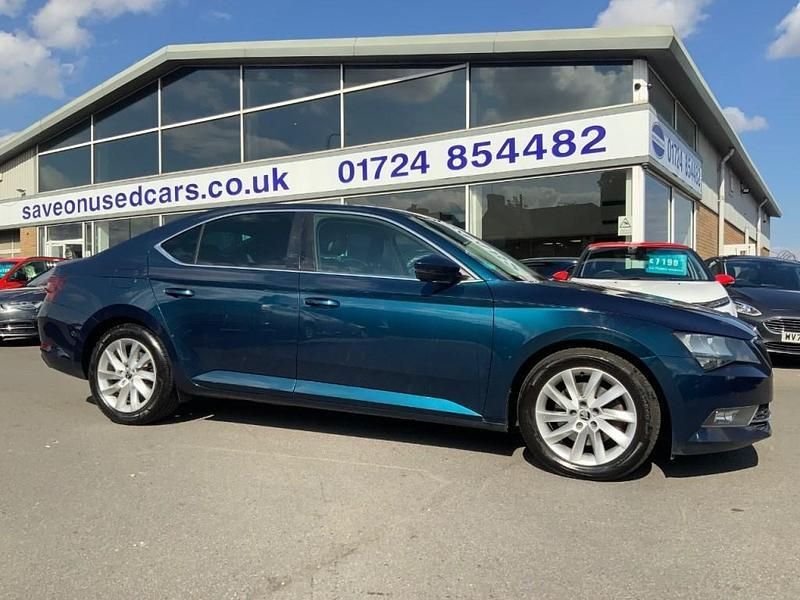 Blue Used 2018 Skoda Superb SE Technology Hatchback | £7,200 (Expensive) - Image 1/4