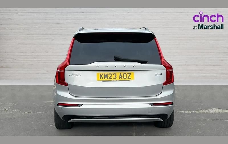 Usado Volvo XC90 Ultimate 247 HP (181 kW) 2023 Prateado SUV