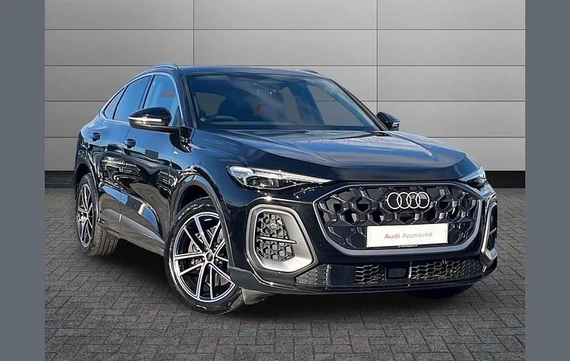 Used Audi Q5 Sportback Advanced 200 HP (147 kW) 2025 Black SUV