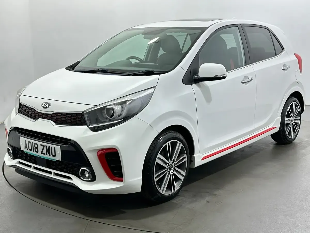 Used Kia Picanto GT-Line S 83 HP (61 kW) 2018 White Hatchback