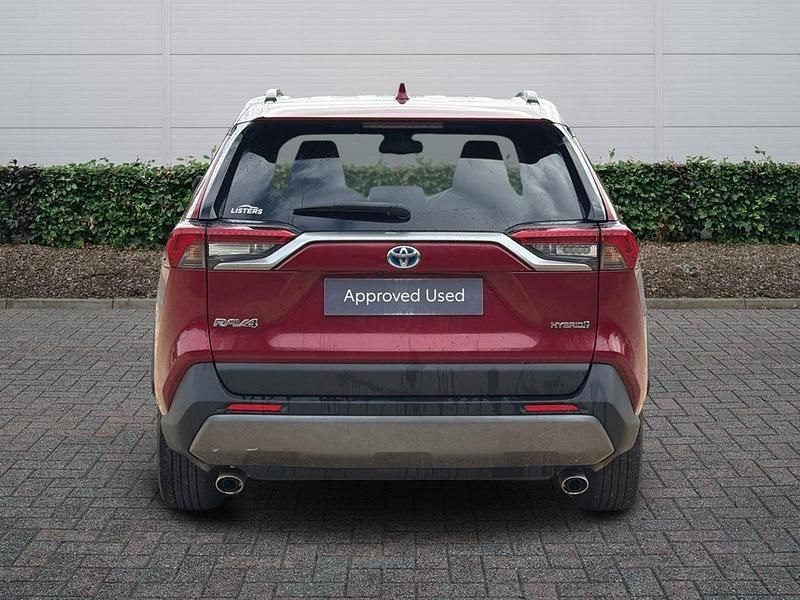 Used Toyota RAV4 Hybrid Design 2019 Tokyo red SUV