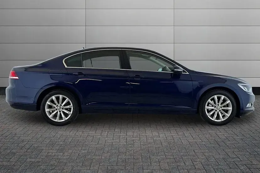 Used VW Passat Business 123 HP (90 kW) 2018 Blue Sedan