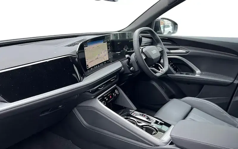 New Audi Q5 S-Line 204 HP (150 kW) 2025 SUV