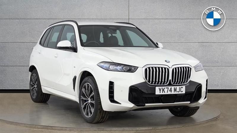 White Used 2025 BMW X5 M Sport SUV | £59,995 (Fair price) - Image 1/4