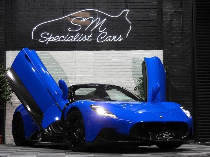 Blue New 2024 Maserati Spyder Cabriolet | £175,000 - Image 1/4