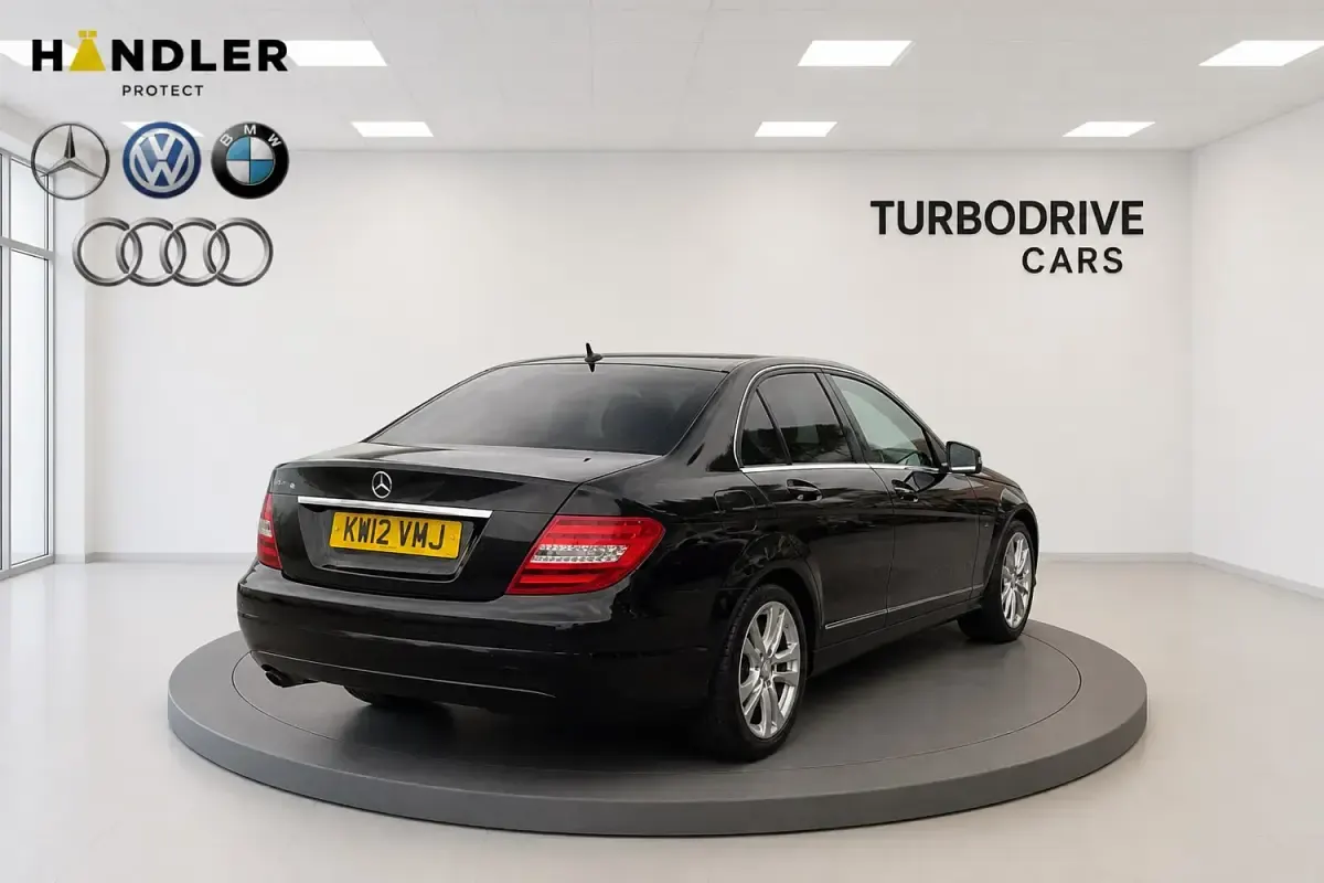 Usado Mercedes C180 Executive 2012 Preto Sedan