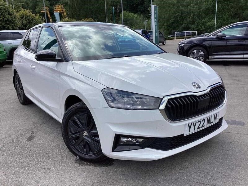 Candy white black magic pearl effect Used 2022 Skoda Fabia Colour Edition Hatchback | £13,795 (Fair price) - Image 1/4